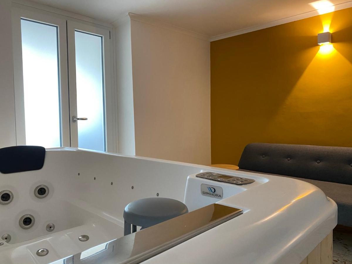 Charme Rooms Taranto Exterior photo