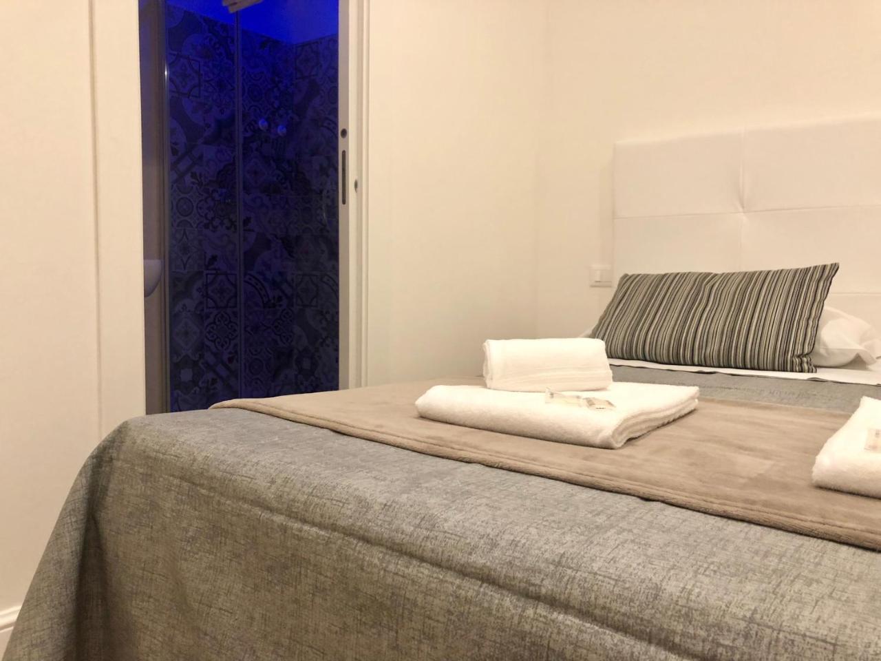 Charme Rooms Taranto Exterior photo