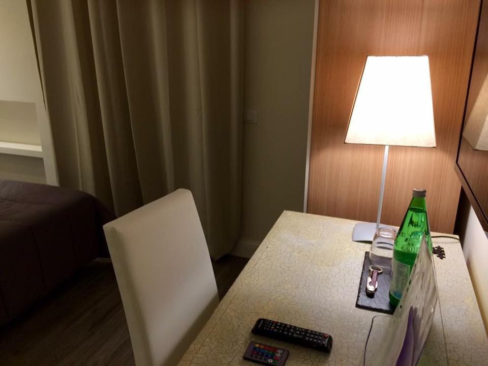 Charme Rooms Taranto Exterior photo